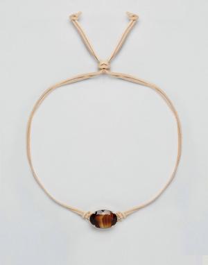 Замшевое ожерелье‑чокер с овальным кристаллом Swarovski Krystal. Цвет: кремовый