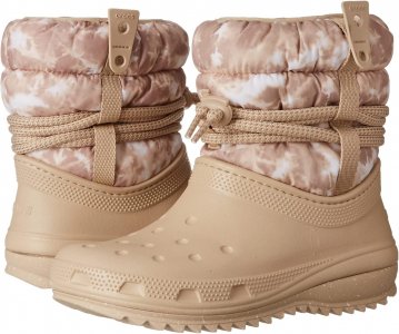 Зимние ботинки Classic Neo Puff Luxe Boot , цвет Chai/White Crocs