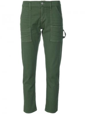 Укороченные брюки с накладными карманами Leah Citizens Of Humanity. Цвет: зеленый