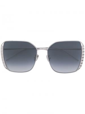 Солнцезащитные очки в объемной оправе Boucheron Eyewear. Цвет: металлик