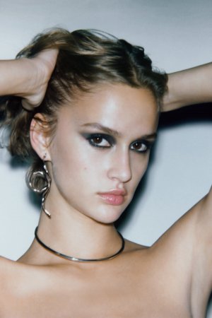 Металлическое ожерелье Zara, серебро ZARA