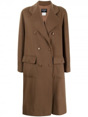 Двубортное пальто 1995-го года Chanel Pre-Owned. Цвет: коричневый