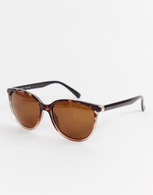 Черепаховые круглые солнцезащитные очки с поляризованными стеклами Esprit. Цвет: коричневый