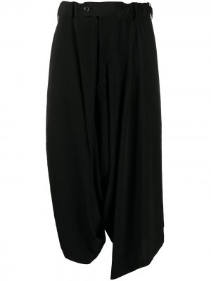 Зауженные брюки Yohji Yamamoto. Цвет: черный