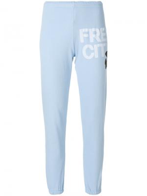 Спортивные брюки с принтом логотипа Freecity. Цвет: синий