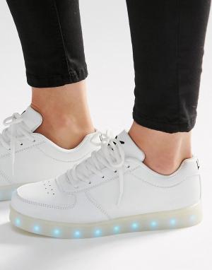 Белые кроссовки со светящейся подошвой Wize & Ope. Цвет: белый