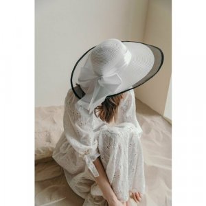 Шляпа , размер 56-58, белый Diana Pavlovskaya. Цвет: белый/черный