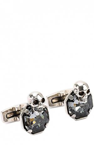 Запонки в виде черепа с кристаллами Swarovski Alexander McQueen. Цвет: серый