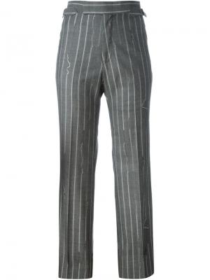 Укороченные брюки в тонкую полоску Vivienne Westwood. Цвет: серый