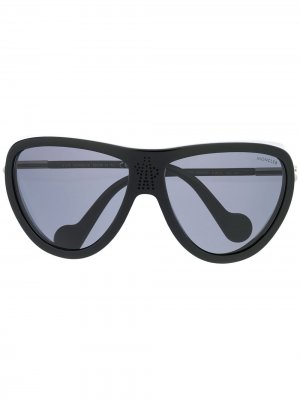 Солнцезащитные очки в массивной оправе Moncler Eyewear. Цвет: черный