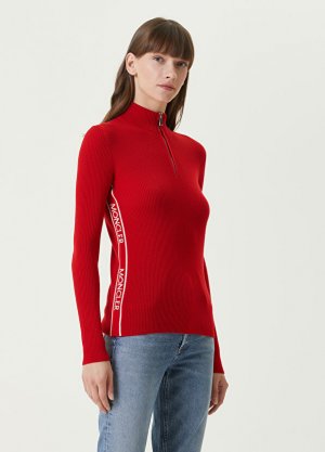 Красный шерстяной свитер с воротником-стойкой и логотипом Moncler. Цвет: красный