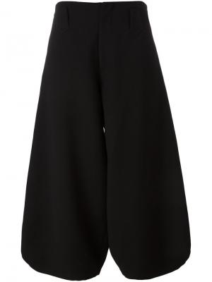 Укороченные широкие брюки Bunka Société Anonyme. Цвет: чёрный