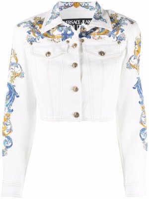 Джинсовая куртка с принтом Baroque Versace Jeans Couture. Цвет: белый