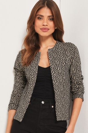 Укороченная куртка с длинными рукавами Lipsy