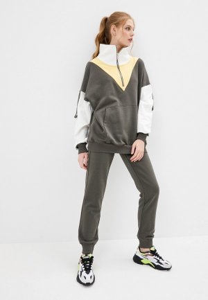 Костюм спортивный Sitlly. Цвет: хаки
