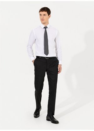 Мужские классические брюки узкого кроя антрацитового цвета с нормальной талией и нормальными штанинами Pierre Cardin. Цвет: черный