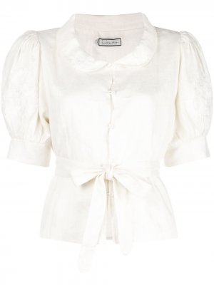 Блузка с цветочной вышивкой Innika Choo. Цвет: белый