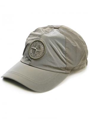 Бейсбольная кепка с вышивкой логотипа Stone Island. Цвет: серый