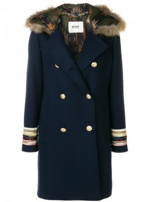 Двубортное пальто Bazar Deluxe. Цвет: синий
