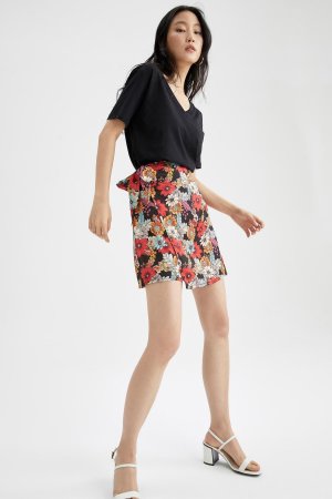 Атласная мини-юбка А-силуэта с цветочным принтом , разноцветный DeFacto