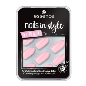 Накладные ногти Nails In Style 08 — получите свой нюдовый цвет за 12 единиц Essence