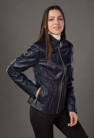 Женская короткая приталенная куртка из кожи ARMANDO DIAZ. Цвет: фиолетовый