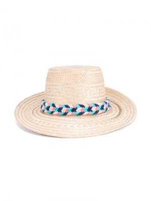 Соломенная шляпа с помпонами Yosuzi. Цвет: разноцветный