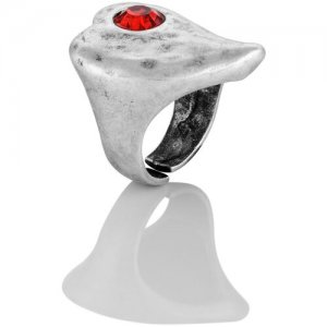 Стильное массивное кольцо - перстень с красным кристаллом L'attrice di base. Цвет: серебристый/красный