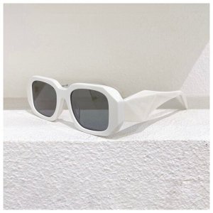 Солнцезащитные очки Bella. Цвет: белый
