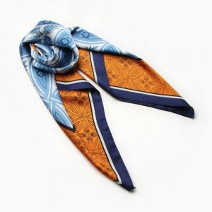 Платок ,70х70 см, синий, оранжевый Minaku. Цвет: оранжевый/синий