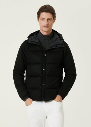 Черное кашемировое пальто с капюшоном Kiton. Цвет: черный