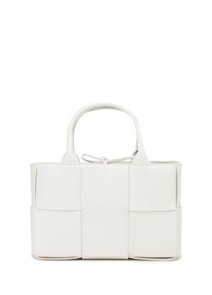 Mini arco белая женская кожаная сумка Bottega Veneta