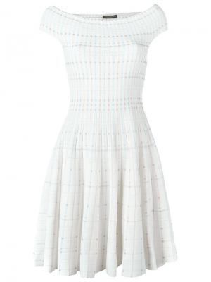 Вязаное платье Alexander McQueen. Цвет: белый