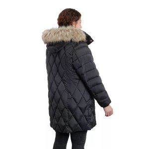 Стеганая куртка-пуховик с капюшоном из искусственного меха и ромбовидным узором больших размеров London Fog