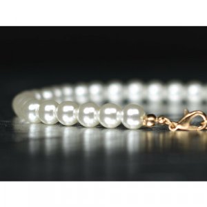 Колье Ожерелье из жемчуга, длина 40 см, белый, бежевый SHEIN. Цвет: белый/бежевый