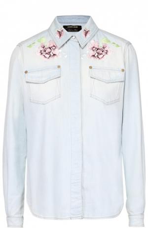 Джинсовая блуза прямого кроя с цветочной вышивкой Roberto Cavalli. Цвет: синий