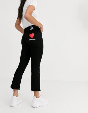 Укороченные джинсы с легким клешем и логотипом -Черный Love Moschino