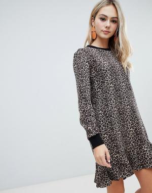 Платье-свитер с леопардовым принтом Soaked In Luxury. Цвет: мульти