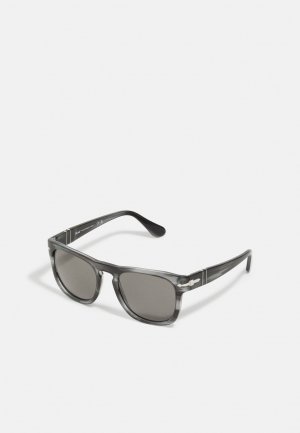 Солнцезащитные очки Elio Unisex , цвет grey Persol