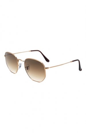 Солнцезащитные очки Ray-Ban. Цвет: коричневый