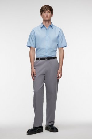 Рубашка slim хлопковая приталенная с коротким рукавом befree. Цвет: голубой