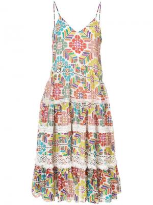 Ярусное платье с цветочным принтом Carolina K. Цвет: белый