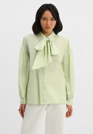 Блуза Calin Doux. Цвет: зеленый