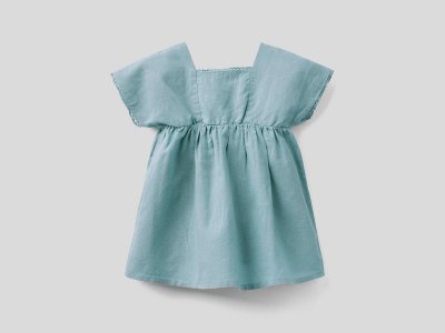 Платье из смесового льна с подкладкой Benetton. Цвет: серый