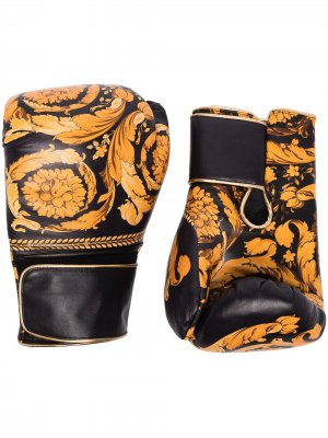 Боксерские перчатки с принтом Baroque Versace. Цвет: z7011 черный желтый