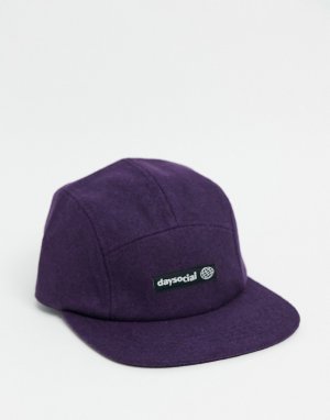 Фиолетовая флисовая 5-панельная кепка ASOS Daysocial-Фиолетовый цвет DESIGN