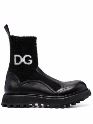 Ботинки в стиле милитари с логотипом Dolce & Gabbana. Цвет: черный