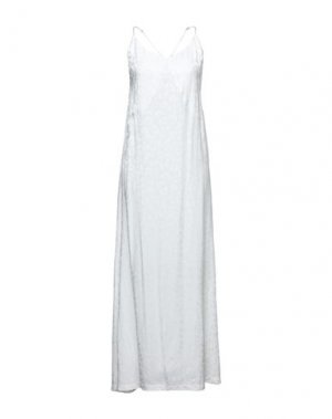 Длинное платье NGHTBRD. Цвет: белый