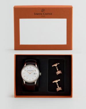 Подарочный набор с часами кожаным ремешком и запонками Simon Carter. Цвет: черный