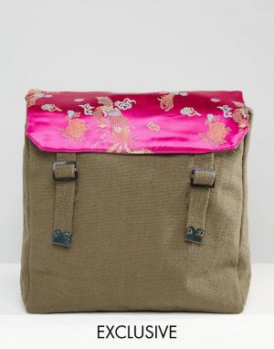Рюкзак в стиле милитари с атласной отделкой цветами Reclaimed Vintag Vintage. Цвет: зеленый